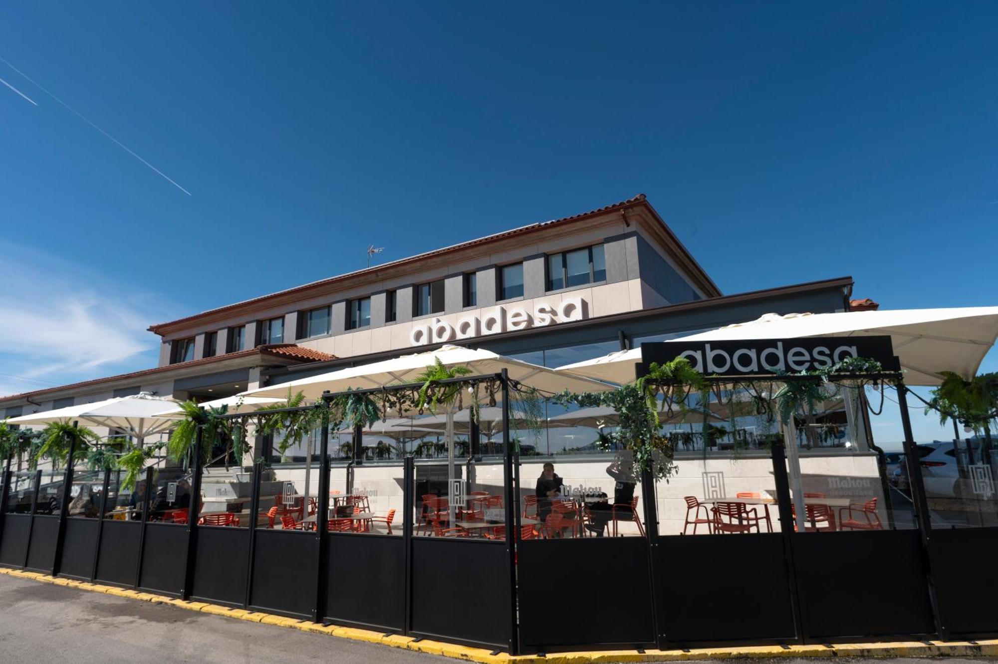 Restaurante Hotel Abadesa Villagonzalo Pedernales Exterior foto